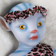 Load image into Gallery viewer, Vollence 20 inch Golden Eyes Avatar Sleeping Full Silicone Baby Doll